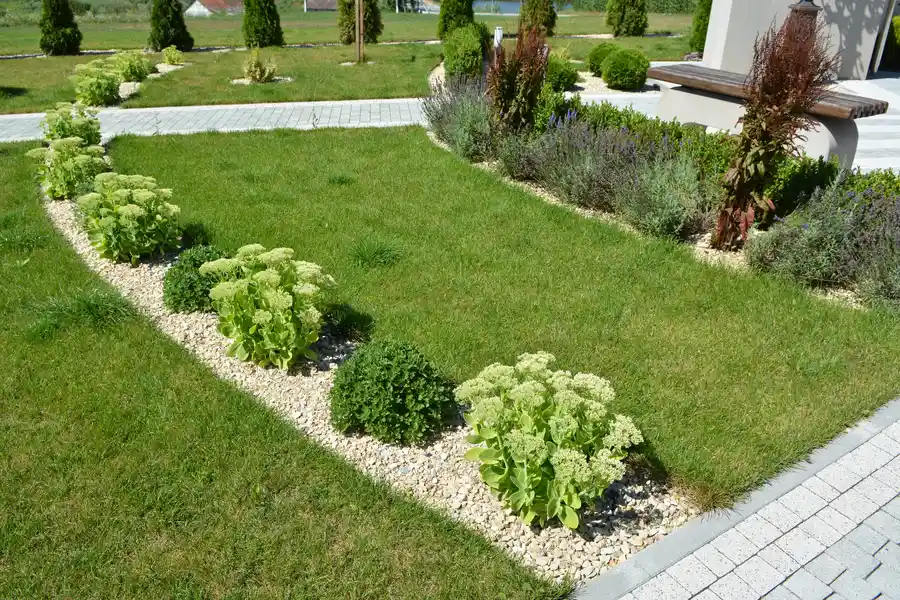 How Lawn Edging Enhances Your Landscape Design in Panorama City CA